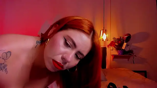 Snapshot of Dulce_charlottee chatting on 5, 1, 2025 Dulce charlottee online show from 5, 1, 2025