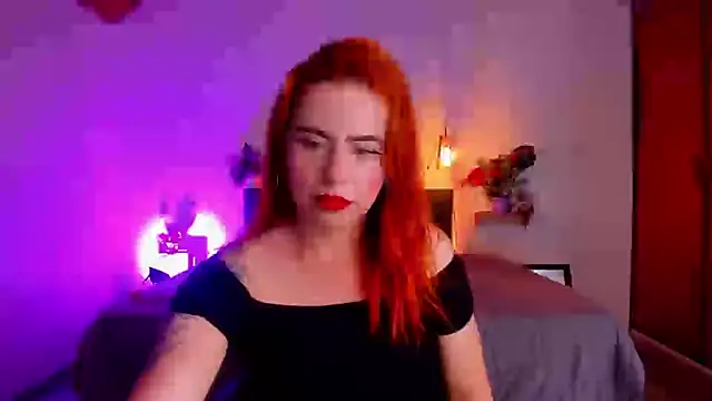Snapshot of Dulce_charlottee chatting on 2, 2, 2025 Dulce charlottee online show from 2, 2, 2025