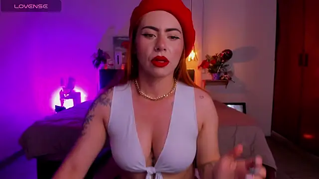 Snapshot of Dulce_charlottee chatting on 27, 2, 2025 Dulce charlottee online show from 27, 2, 2025