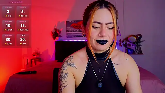 Snapshot of Dulce_charlottee chatting on 11, 10, 2025 Dulce charlottee online show from 11, 10, 2025
