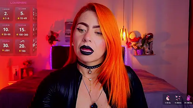 Snapshot of Dulce_charlottee chatting on 25, 10, 2025 Dulce charlottee online show from 25, 10, 2025