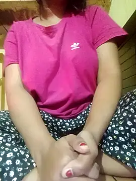 Snapshot of Im_Cute chatting on 6, 1, 2025 Im Cute online show from 6, 1, 2025