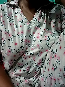 Snapshot of Im_Cute chatting on 29, 9, 2025 Im Cute online show from 29, 9, 2025