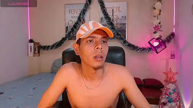 KokoAndRin online show from 13, 12, 2024