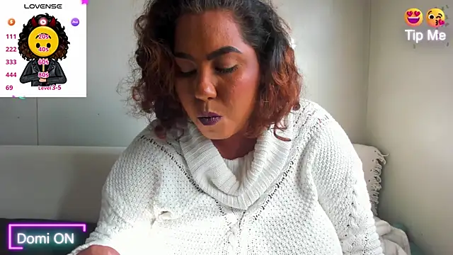 Snapshot of isobeladams20 chatting on 13, 12, 2024 isobeladams20 online show from 13, 12, 2024