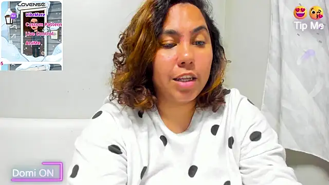 Snapshot of isobeladams20 chatting on 25, 1, 2025 isobeladams20 online show from 25, 1, 2025