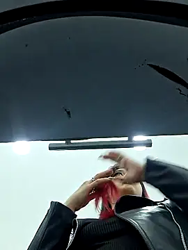 EvaaFoxxy1 online show from 4, 10, 2025