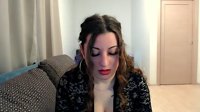 Helen Adams  online show from 23, 4, 2026