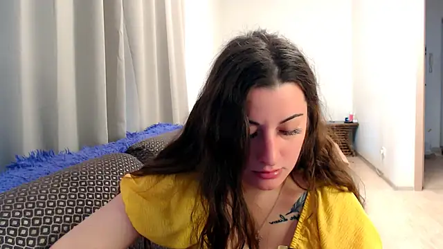 Helen Adams  online show from 15, 5, 2026
