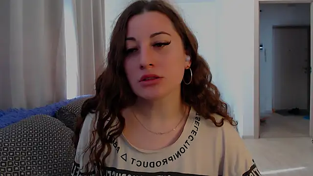 Helen Adams  online show from 22, 7, 2026