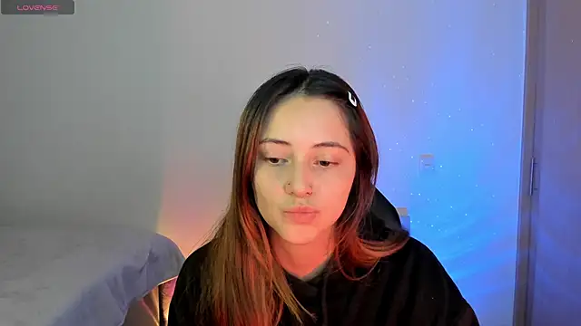 annie mora online show from 26, 9, 2025