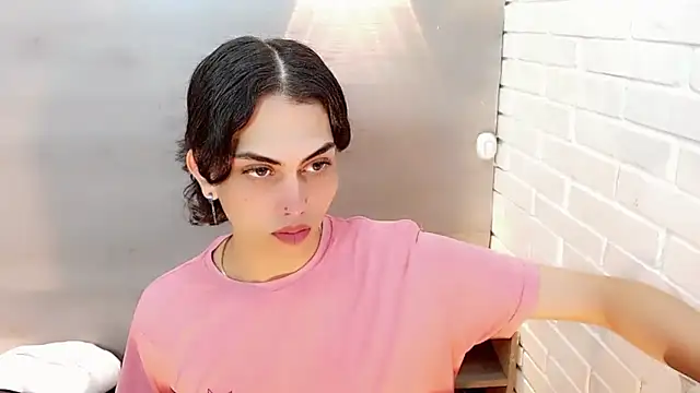 Daniela Pink  online show from 23, 11, 2025