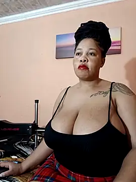 Snapshot of Fantasy1976 chatting on 27, 11, 2025 Fantasy1976 online show from 27, 11, 2025