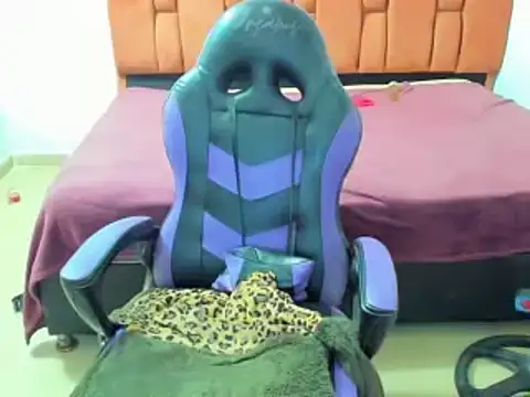 barbara anal squirt  online show from 25, 2, 2025