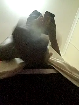 Gifttheskimaskboy online show from 19, 12, 2024