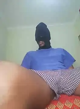 Gifttheskimaskboy online show from 6, 10, 2025