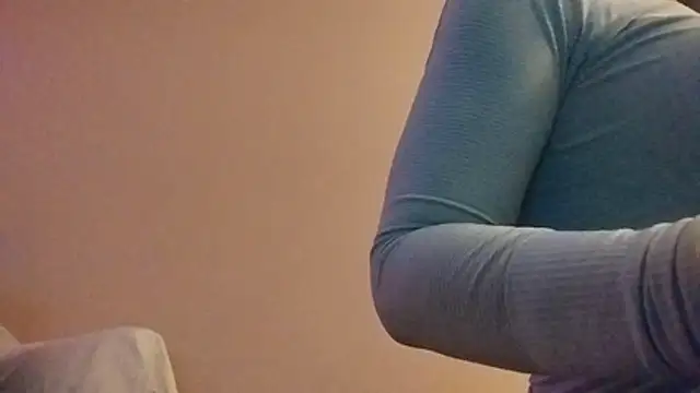 Snapshot of we8camgirl chatting on 25, 10, 2025 we8camgirl online show from 25, 10, 2025