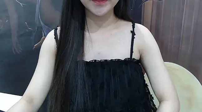 KaleAnisa online show from 7, 3, 2025