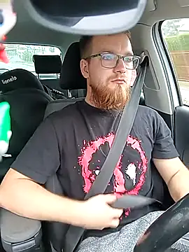 Snapshot of Sweet_bear69 chatting on 23, 9, 2025 Sweet bear69 online show from 23, 9, 2025