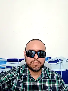 Snapshot of ElSunEagle chatting on 31, 5, 2026 ElSunEagle online show from 31, 5, 2026