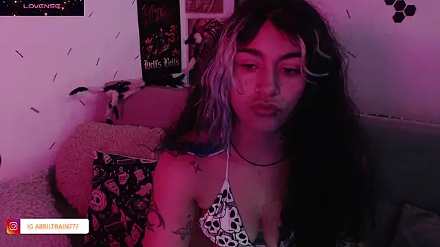 Snapshot of abril666 chatting on 24, 10, 2025 abril666 online show from 24, 10, 2025