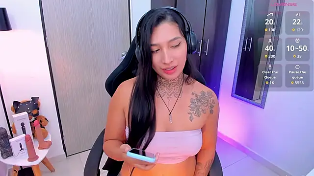 LouaneBourVip online show from 14, 12, 2025