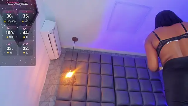 megan woll online show from 3, 2, 2025