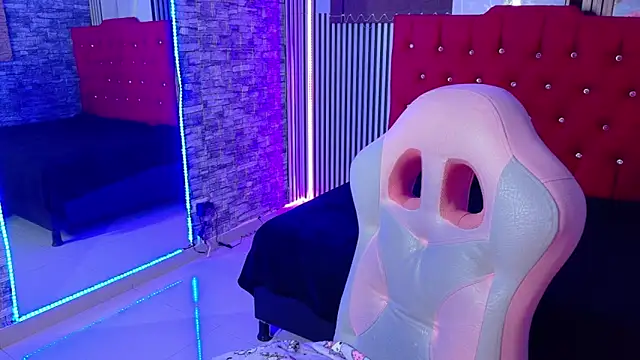 miahernadez303av online show from 3, 2, 2026