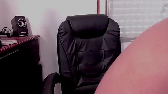 Snapshot of Sofii_floyd_ chatting on 15, 10, 2025 Sofii floyd online show from 15, 10, 2025