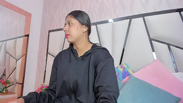  aurora18  online show from 24, 3, 2026