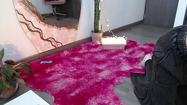 chloebritto online show from 1, 2, 2025