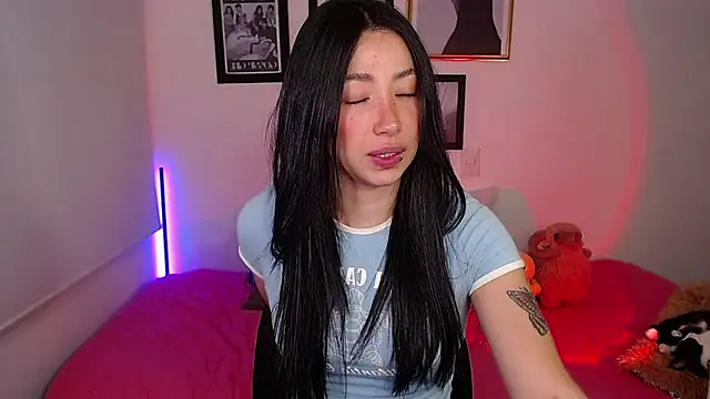 Snapshot of lilyy_evanss chatting on 9, 1, 2025 lilyy evanss online show from 9, 1, 2025