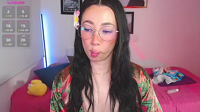 Snapshot of lilyy_evanss chatting on 20, 2, 2025 lilyy evanss online show from 20, 2, 2025