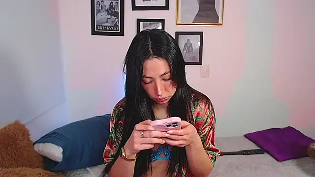 Snapshot of lilyy_evanss chatting on 17, 3, 2025 lilyy evanss online show from 17, 3, 2025