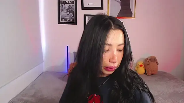 Snapshot of lilyy_evanss chatting on 21, 3, 2025 lilyy evanss online show from 21, 3, 2025