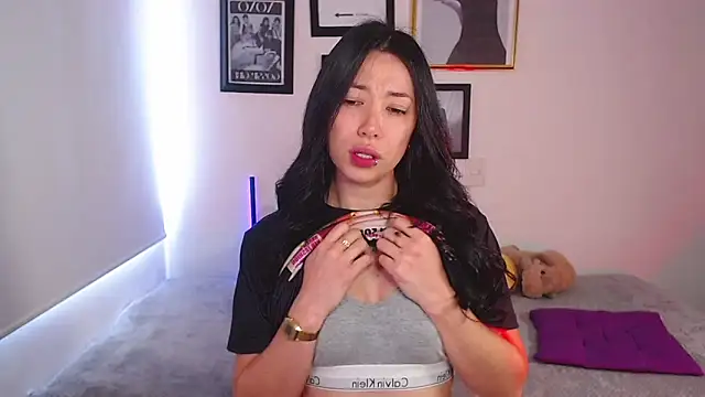 Snapshot of lilyy_evanss chatting on 22, 3, 2025 lilyy evanss online show from 22, 3, 2025