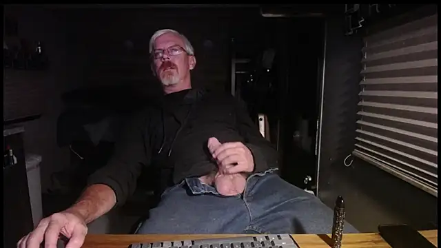 Snapshot of Di9ital069 chatting on 15, 11, 2025 Di9ital069 online show from 15, 11, 2025