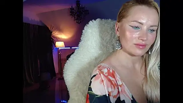Snapshot of eyesangel22 chatting on 26, 12, 2024 eyesangel22 online show from 26, 12, 2024