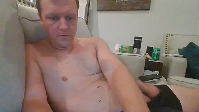 Snapshot of johnd101020 chatting on 10, 12, 2024 johnd101020 online show from 10, 12, 2024