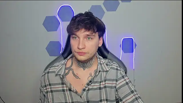 Snapshot of Chris_Tyson chatting on 20, 12, 2024 Chris Tyson online show from 20, 12, 2024