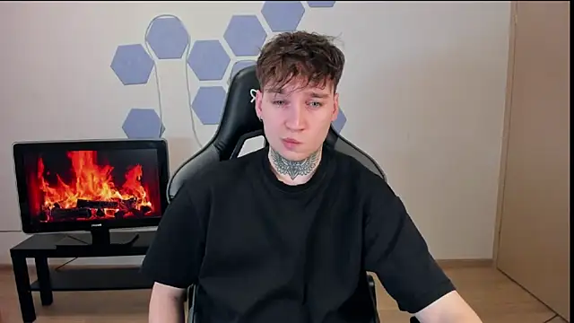 Snapshot of Chris_Tyson chatting on 5, 1, 2025 Chris Tyson online show from 5, 1, 2025