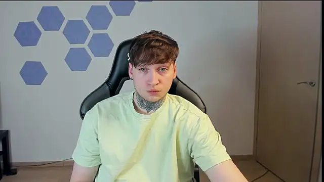 Snapshot of Chris_Tyson chatting on 1, 2, 2025 Chris Tyson online show from 1, 2, 2025