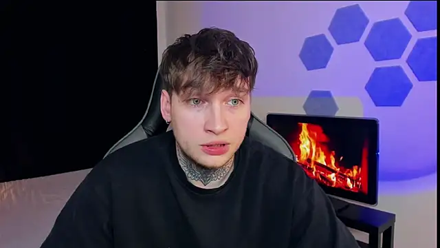 Snapshot of Chris_Tyson chatting on 12, 2, 2025 Chris Tyson online show from 12, 2, 2025