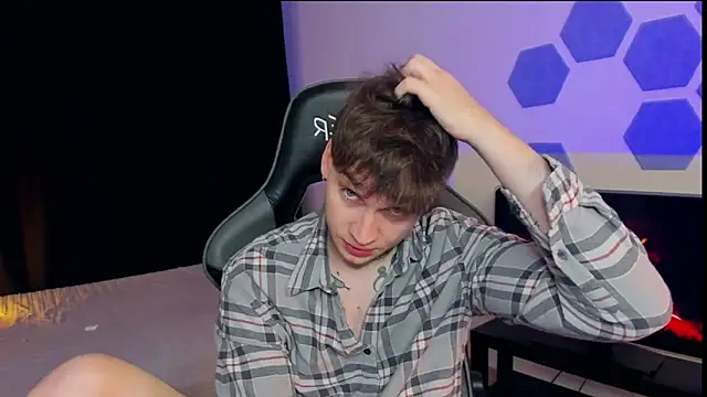 Snapshot of Chris_Tyson chatting on 14, 2, 2025 Chris Tyson online show from 14, 2, 2025