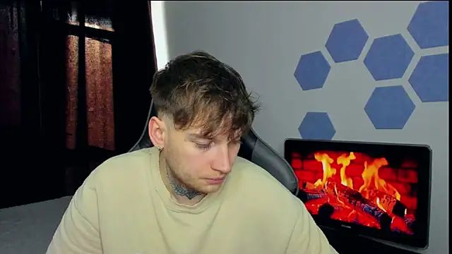 Snapshot of Chris_Tyson chatting on 18, 2, 2025 Chris Tyson online show from 18, 2, 2025