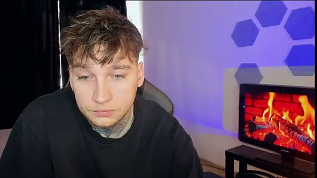 Snapshot of Chris_Tyson chatting on 20, 2, 2025 Chris Tyson online show from 20, 2, 2025