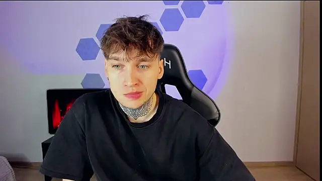 Snapshot of Chris_Tyson chatting on 25, 2, 2025 Chris Tyson online show from 25, 2, 2025