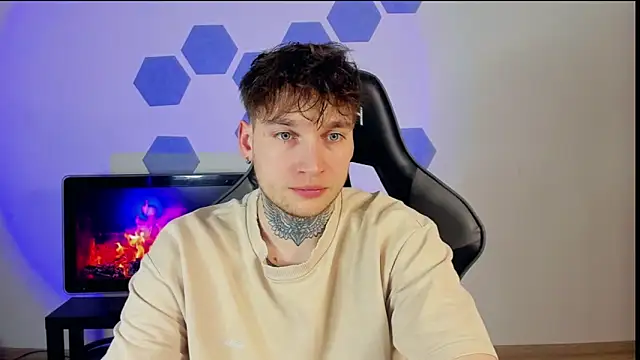 Snapshot of Chris_Tyson chatting on 1, 3, 2025 Chris Tyson online show from 1, 3, 2025