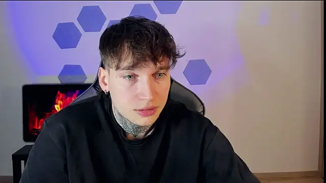 Snapshot of Chris_Tyson chatting on 6, 3, 2025 Chris Tyson online show from 6, 3, 2025