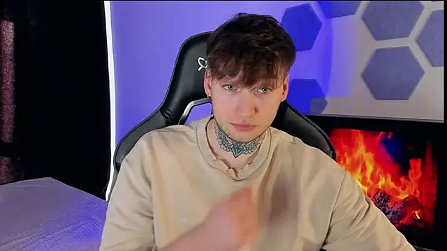 Snapshot of Chris_Tyson chatting on 20, 3, 2025 Chris Tyson online show from 20, 3, 2025